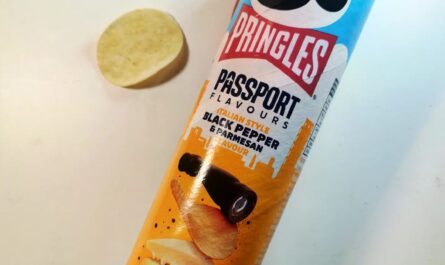 Pringles-Passport-Flavours-Italian-Style-Black-Pepper-Parmesan