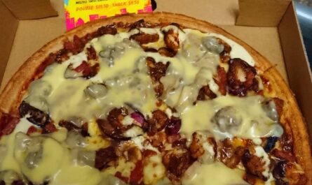 Hell Pizza Death by Chicken